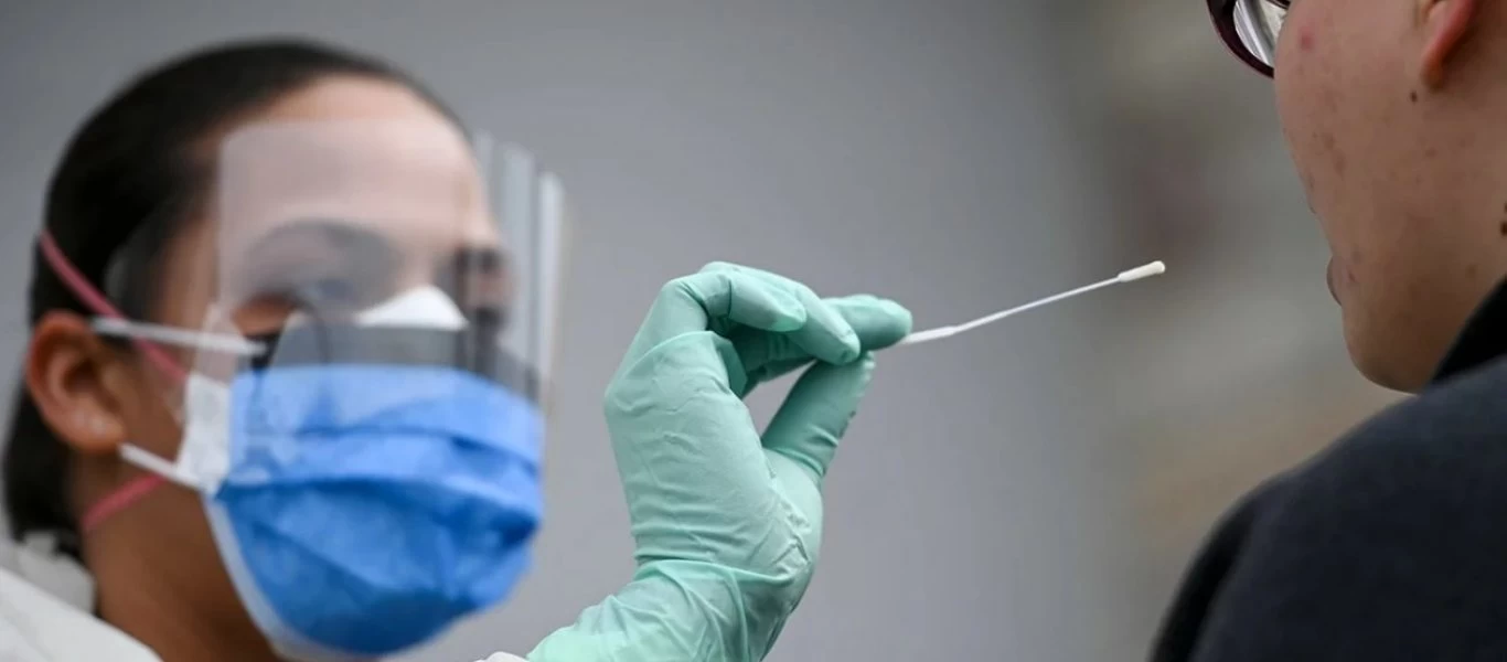 Ανακοίνωσε 148 θετικά δείγματα σε σύνολο 1.250 rapid test ο ΕΟΔΥ